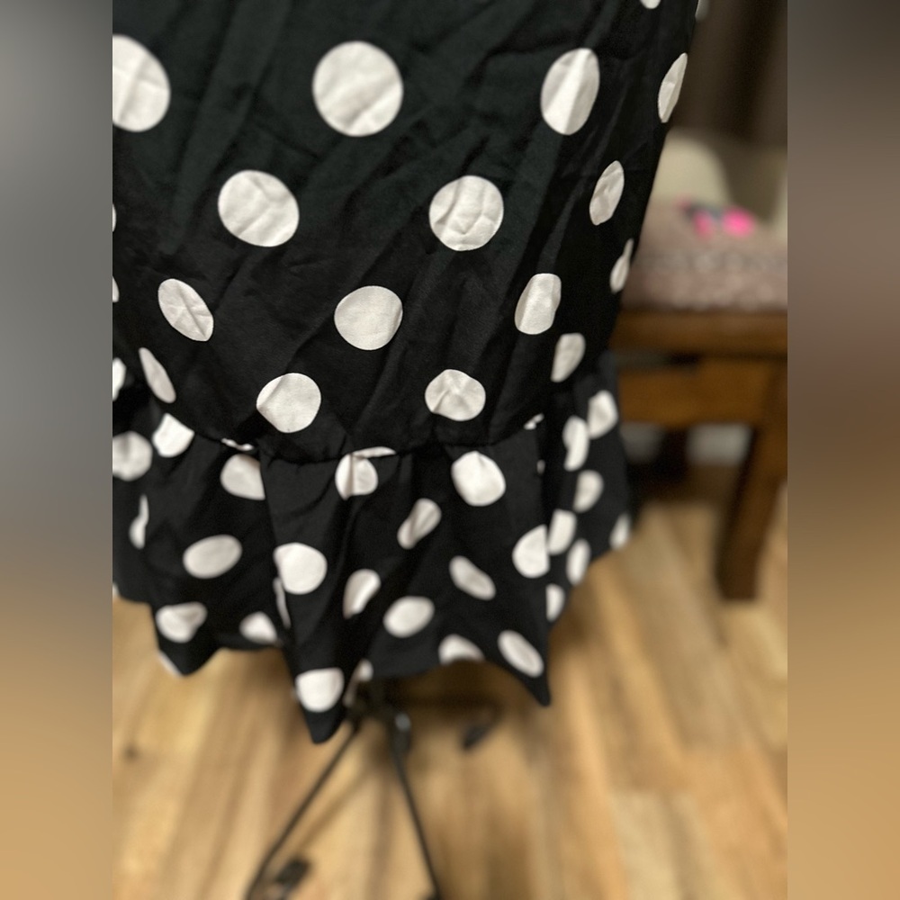 Womens Black White Polka Dots V Neck Fit Flare Pinup dress - Picture 2 of 4